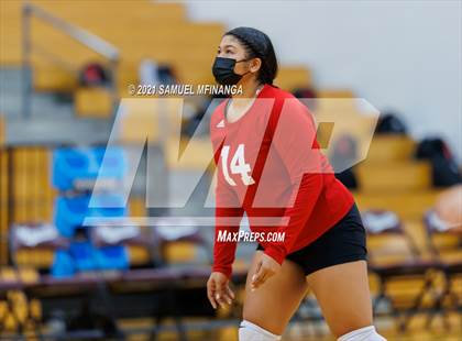 Thumbnail 2 in Burke vs. Omaha South photogallery.