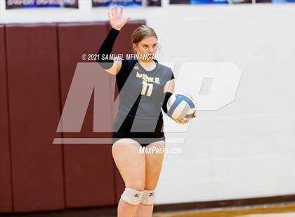Thumbnail 2 in Burke vs. Omaha South photogallery.