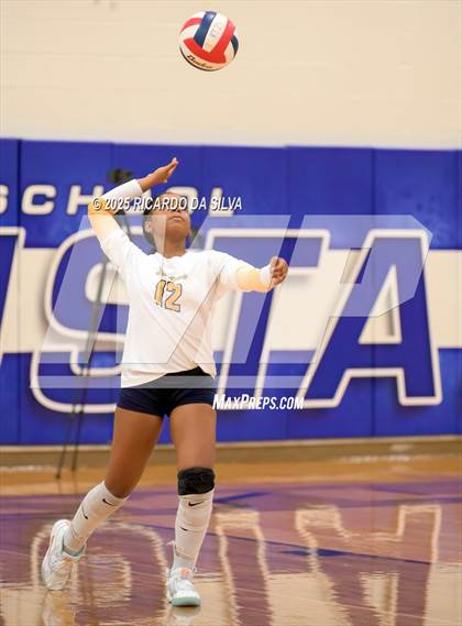 Thumbnail 2 in Cypress Ranch vs. Dawson (KISD/CFISD Tournament - Gold Final) photogallery.