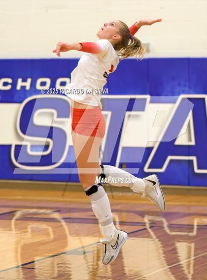 Thumbnail 3 in Cypress Ranch vs. Dawson (KISD/CFISD Tournament - Gold Final) photogallery.