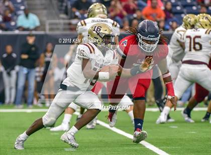 Thumbnail 2 in Clear Lake vs Summer Creek (UIL 6A Area Playoff) photogallery.