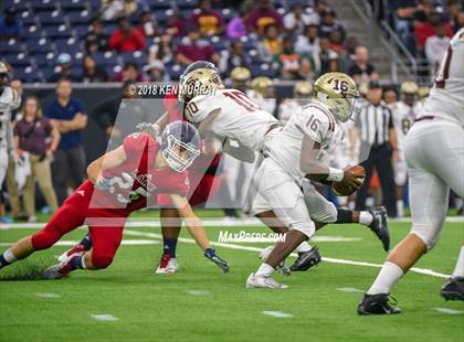 Thumbnail 1 in Clear Lake vs Summer Creek (UIL 6A Area Playoff) photogallery.