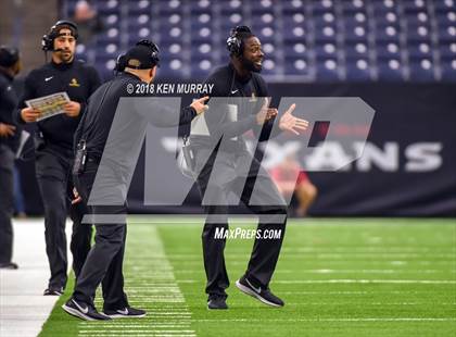 Thumbnail 1 in Clear Lake vs Summer Creek (UIL 6A Area Playoff) photogallery.