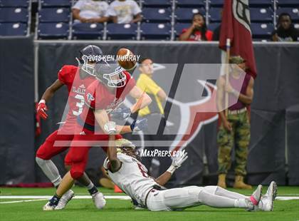 Thumbnail 2 in Clear Lake vs Summer Creek (UIL 6A Area Playoff) photogallery.