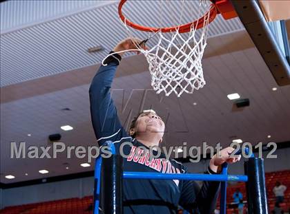 Thumbnail 3 in MacArthur vs. Duncanville (5A Region 1 Final) photogallery.