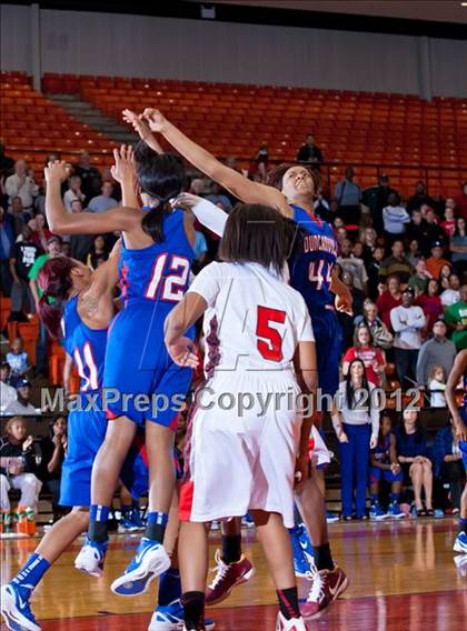 Thumbnail 3 in MacArthur vs. Duncanville (5A Region 1 Final) photogallery.