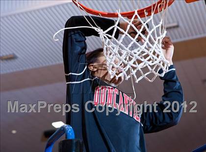 Thumbnail 1 in MacArthur vs. Duncanville (5A Region 1 Final) photogallery.