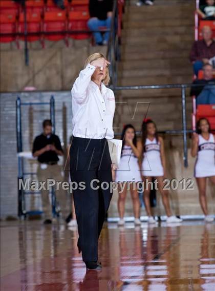 Thumbnail 1 in MacArthur vs. Duncanville (5A Region 1 Final) photogallery.