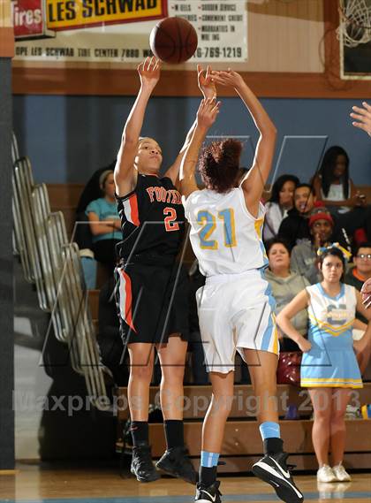 Thumbnail 3 in Foothill @ Center photogallery.