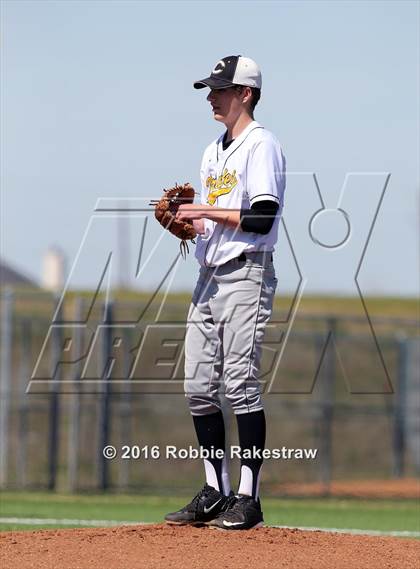 Thumbnail 1 in Crandall vs Gainesville photogallery.