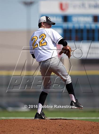 Thumbnail 1 in Crandall vs Gainesville photogallery.