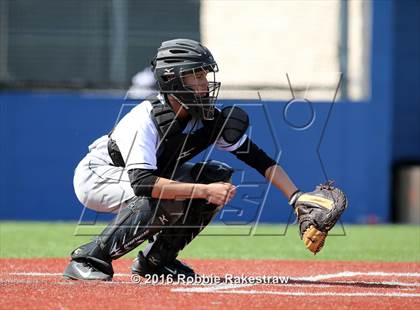 Thumbnail 3 in Crandall vs Gainesville photogallery.