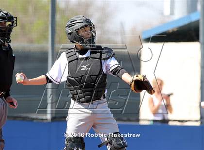 Thumbnail 1 in Crandall vs Gainesville photogallery.