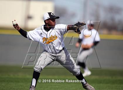 Thumbnail 3 in Crandall vs Gainesville photogallery.