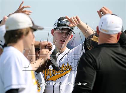 Thumbnail 2 in Crandall vs Gainesville photogallery.