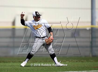 Thumbnail 3 in Crandall vs Gainesville photogallery.