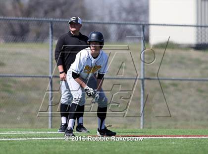 Thumbnail 1 in Crandall vs Gainesville photogallery.