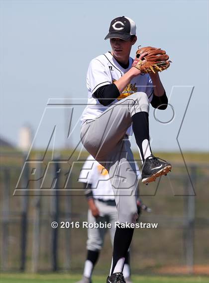 Thumbnail 1 in Crandall vs Gainesville photogallery.