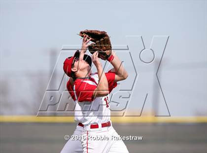 Thumbnail 2 in Crandall vs Gainesville photogallery.