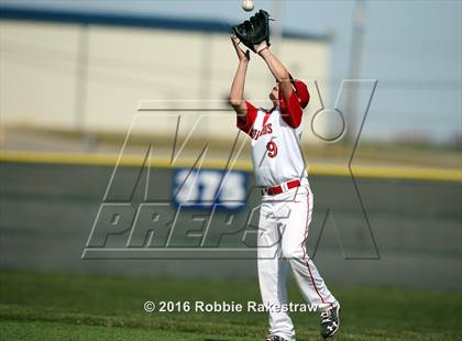 Thumbnail 2 in Crandall vs Gainesville photogallery.