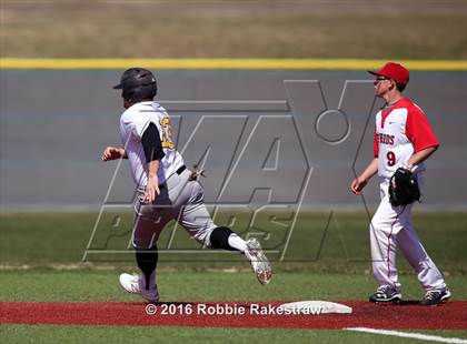 Thumbnail 3 in Crandall vs Gainesville photogallery.