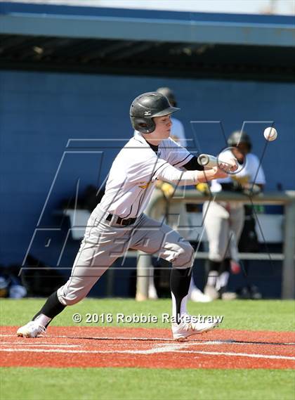 Thumbnail 1 in Crandall vs Gainesville photogallery.