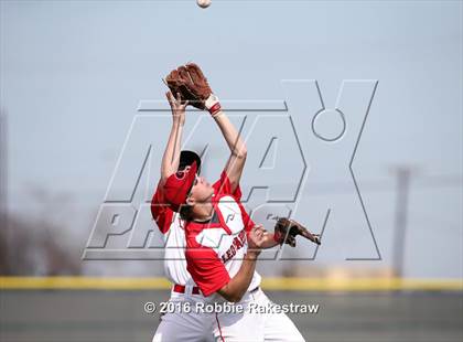 Thumbnail 3 in Crandall vs Gainesville photogallery.