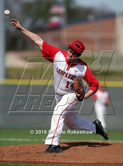 Thumbnail 3 in Crandall vs Gainesville photogallery.