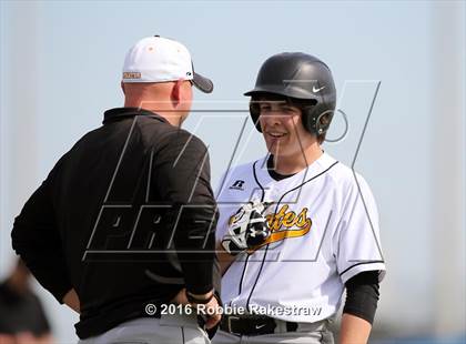 Thumbnail 3 in Crandall vs Gainesville photogallery.