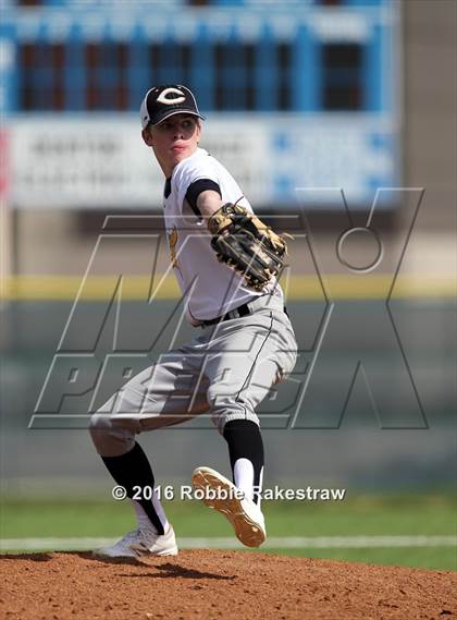 Thumbnail 2 in Crandall vs Gainesville photogallery.