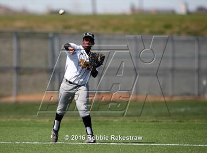 Thumbnail 2 in Crandall vs Gainesville photogallery.