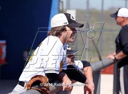 Thumbnail 2 in Crandall vs Gainesville photogallery.