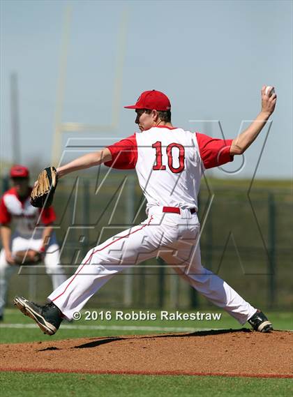Thumbnail 3 in Crandall vs Gainesville photogallery.