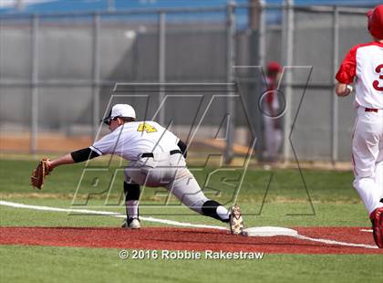 Thumbnail 1 in Crandall vs Gainesville photogallery.
