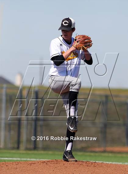 Thumbnail 2 in Crandall vs Gainesville photogallery.