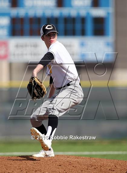 Thumbnail 1 in Crandall vs Gainesville photogallery.