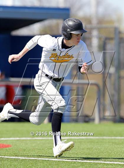 Thumbnail 3 in Crandall vs Gainesville photogallery.