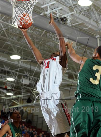 Thumbnail 3 in Long Beach Poly vs. Westchester (MaxPreps Holiday Classic) photogallery.