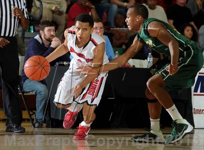 Thumbnail 1 in Long Beach Poly vs. Westchester (MaxPreps Holiday Classic) photogallery.