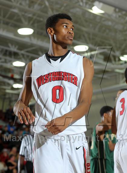Thumbnail 1 in Long Beach Poly vs. Westchester (MaxPreps Holiday Classic) photogallery.
