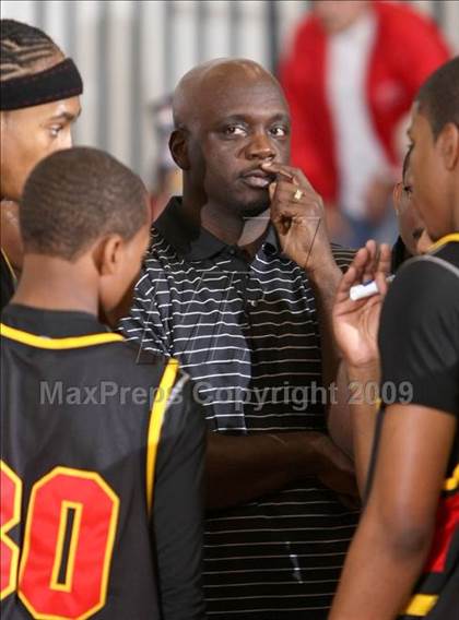 Thumbnail 3 in Dominguez vs. Etiwanda (Pangos Dream Classic) photogallery.