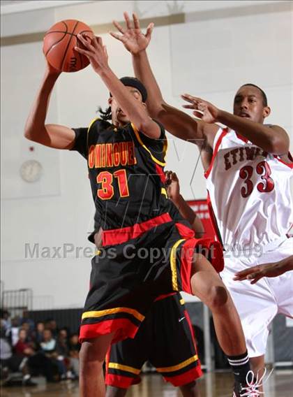Thumbnail 1 in Dominguez vs. Etiwanda (Pangos Dream Classic) photogallery.