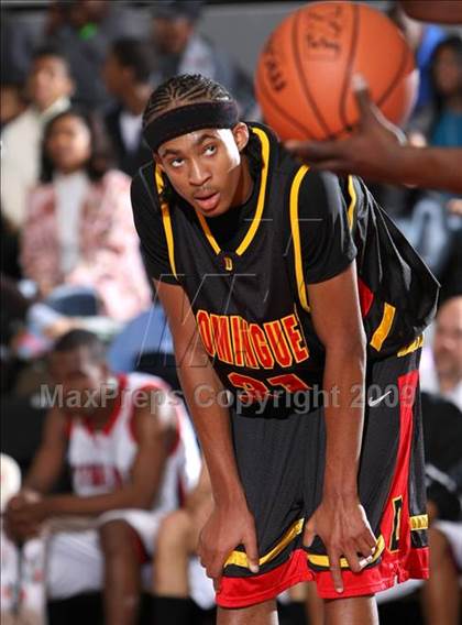 Thumbnail 3 in Dominguez vs. Etiwanda (Pangos Dream Classic) photogallery.