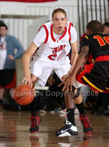 Thumbnail 3 in Dominguez vs. Etiwanda (Pangos Dream Classic) photogallery.