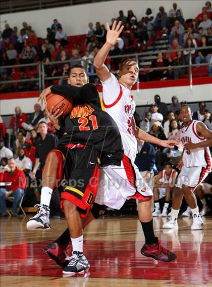 Thumbnail 2 in Dominguez vs. Etiwanda (Pangos Dream Classic) photogallery.