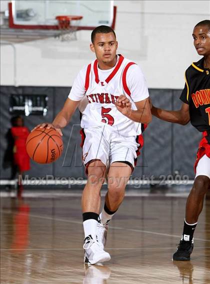 Thumbnail 3 in Dominguez vs. Etiwanda (Pangos Dream Classic) photogallery.