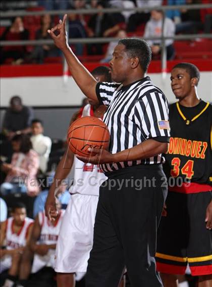 Thumbnail 3 in Dominguez vs. Etiwanda (Pangos Dream Classic) photogallery.