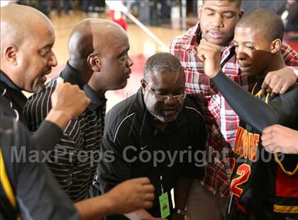 Thumbnail 3 in Dominguez vs. Etiwanda (Pangos Dream Classic) photogallery.