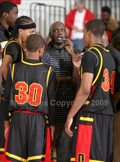 Thumbnail 1 in Dominguez vs. Etiwanda (Pangos Dream Classic) photogallery.