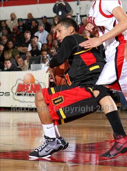 Thumbnail 3 in Dominguez vs. Etiwanda (Pangos Dream Classic) photogallery.